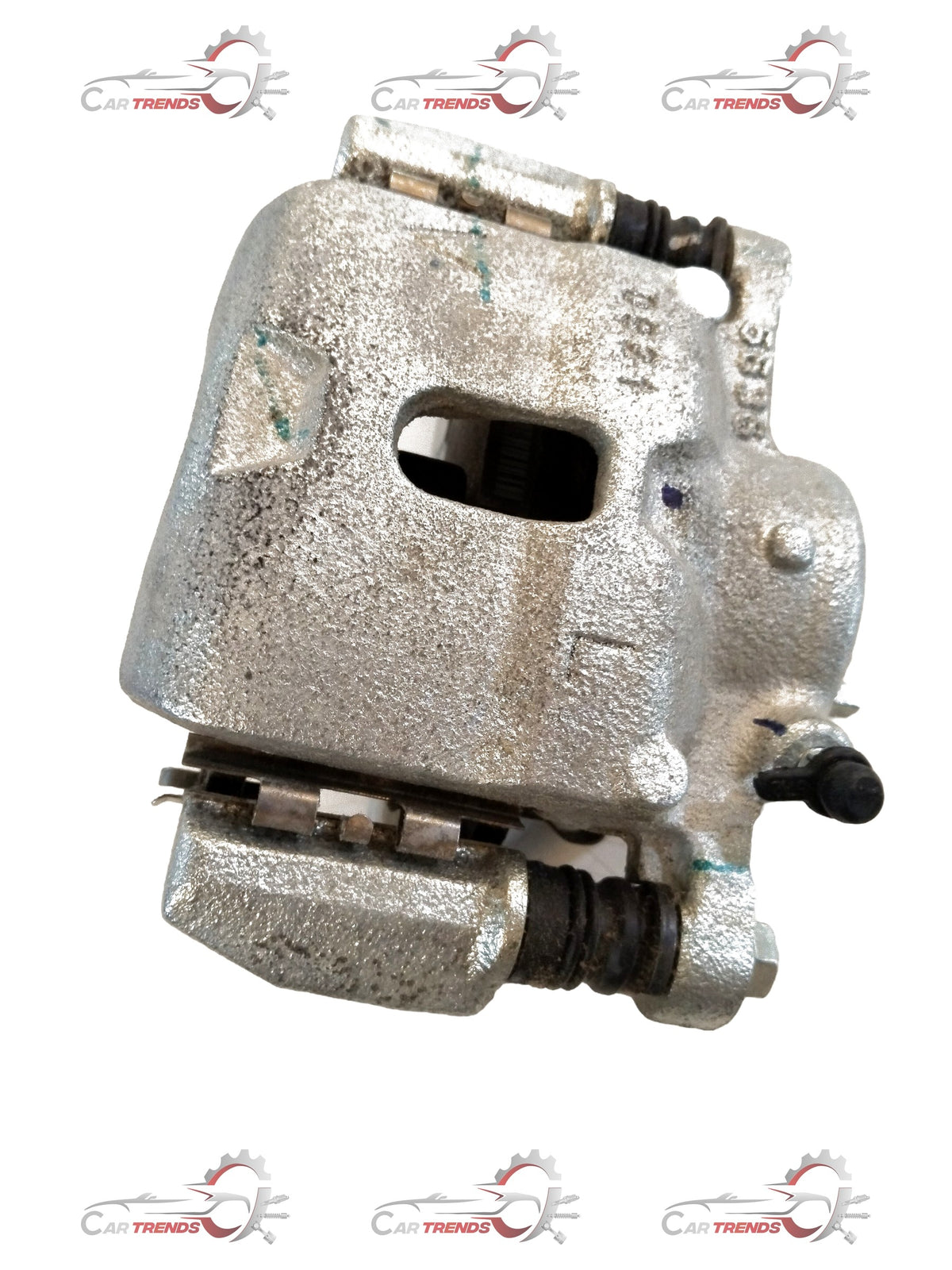 Maruti CarTrends brake caliper for Suzuki Celerio left side, black metal component with mounting features.