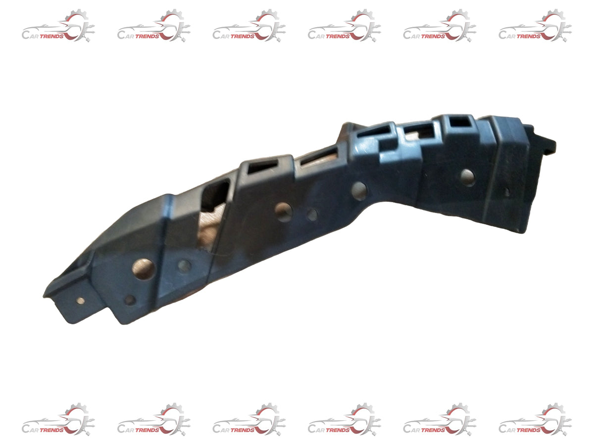Maruti Suzuki Reinffront bumper side panel with part number 71773M55T00, showing the sleek exterior design of the vehicle.