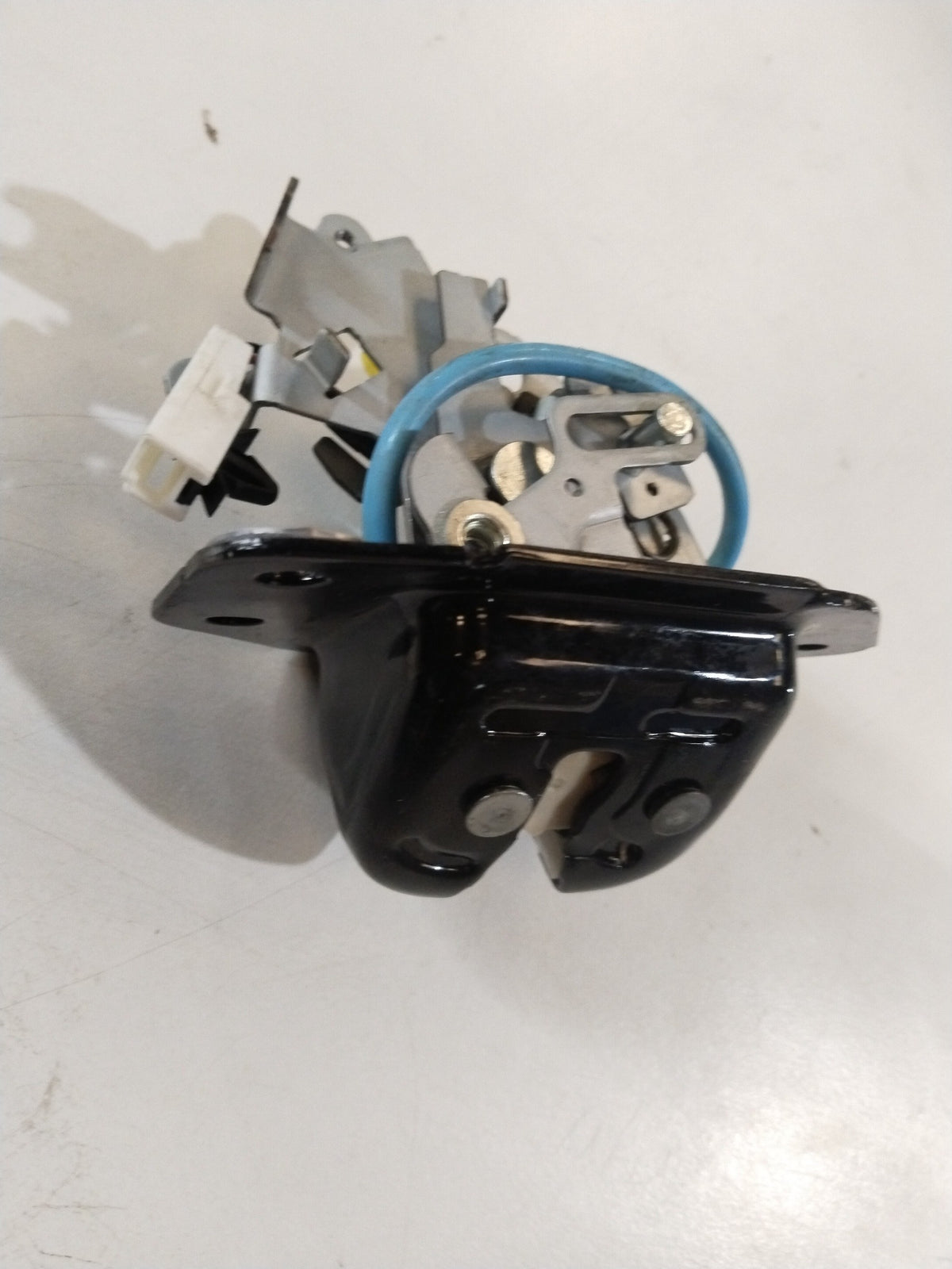 CarTrends LOCK LIFT | NISSAN | #905021HM1A 905021HM1A - Left view