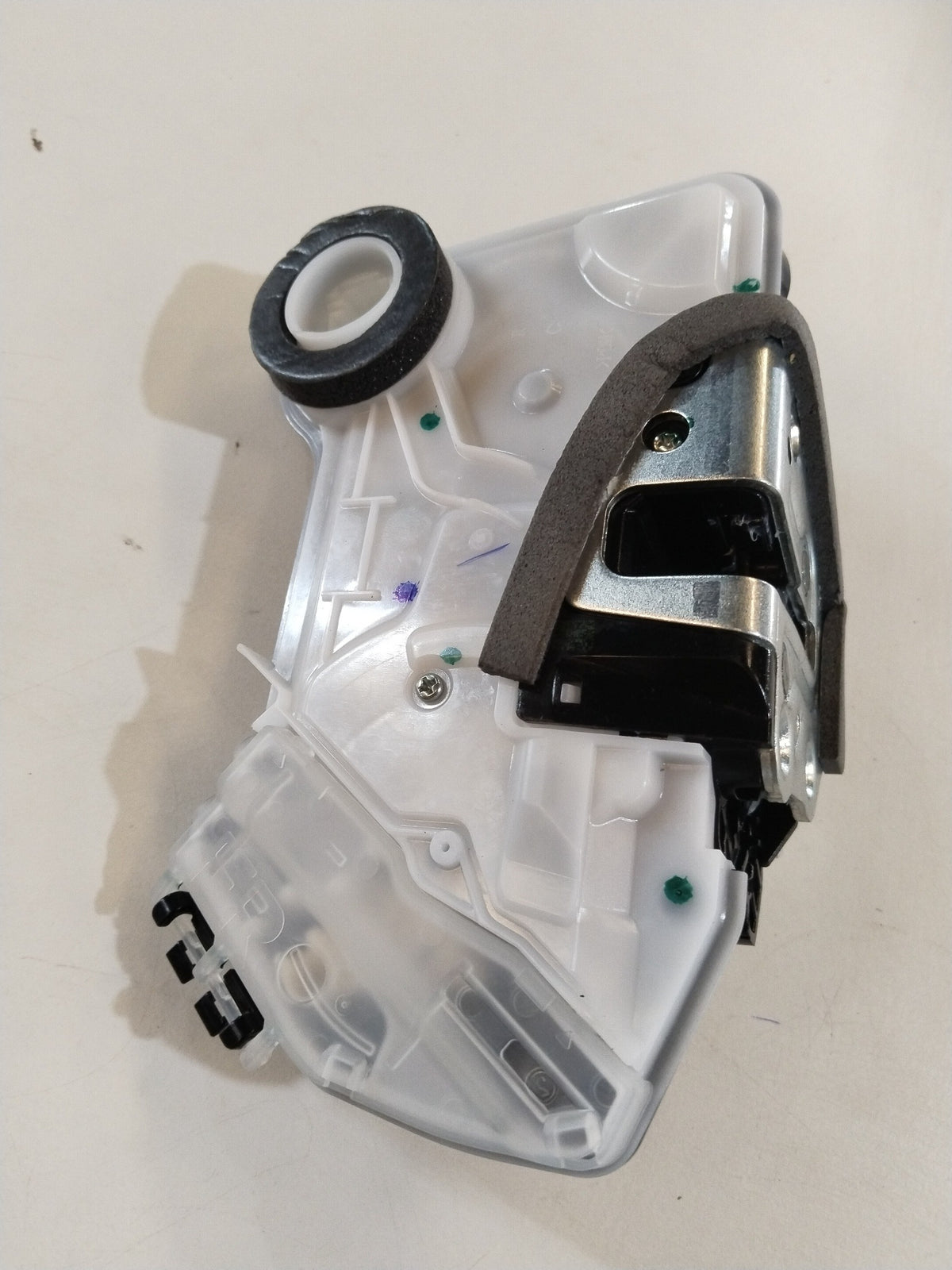 CarTrends DOOR LATCH ASSEMBLY | JAZZ | RH FRONT | #72110TFMK02 72110TFMK02 - Left view