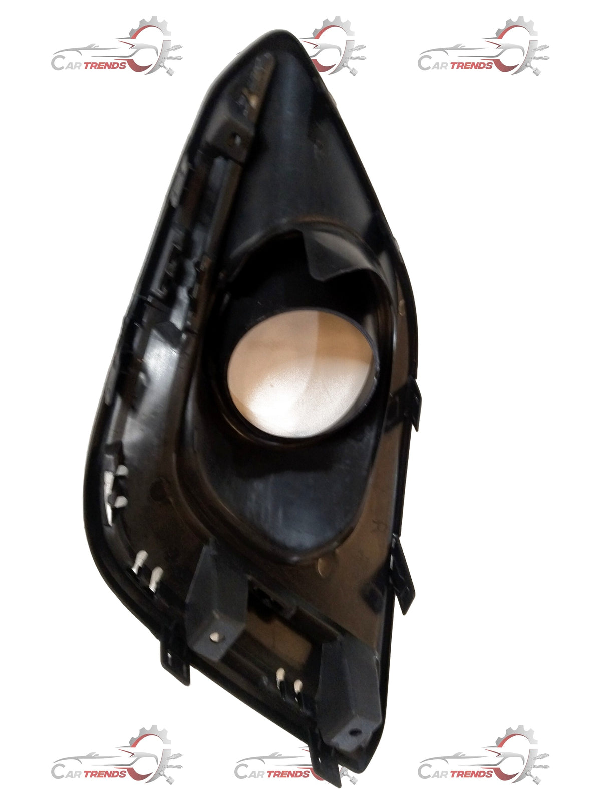 MARUTI SUZUKI BEZEL FRONT FOG LAMP RH 71751M83P105PK 71751M83P105PK - Left view
