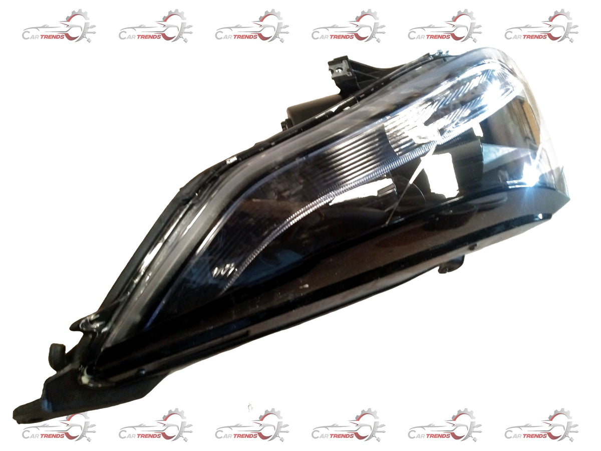 CarTrends 287054400133-head-lamp-tata-hexa-left-side 287054400133 - Left view