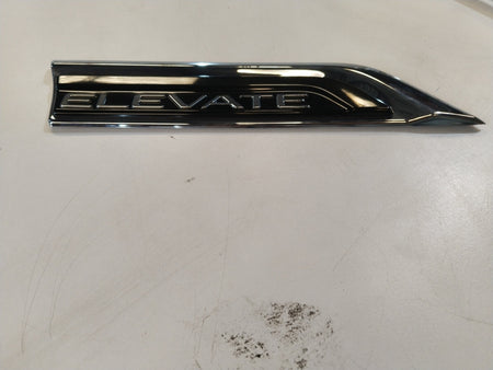 Honda Mobilio fender garnish kit with two pieces, chrome finish, designed for vehicle corner decoration and protection.