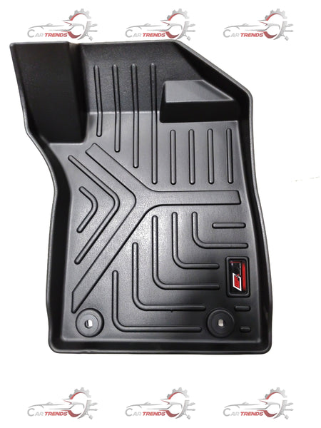 Gfx Lifelong Mats MG Astor 2021 black floor mat with textured surface, designed for vehicle interior protection.