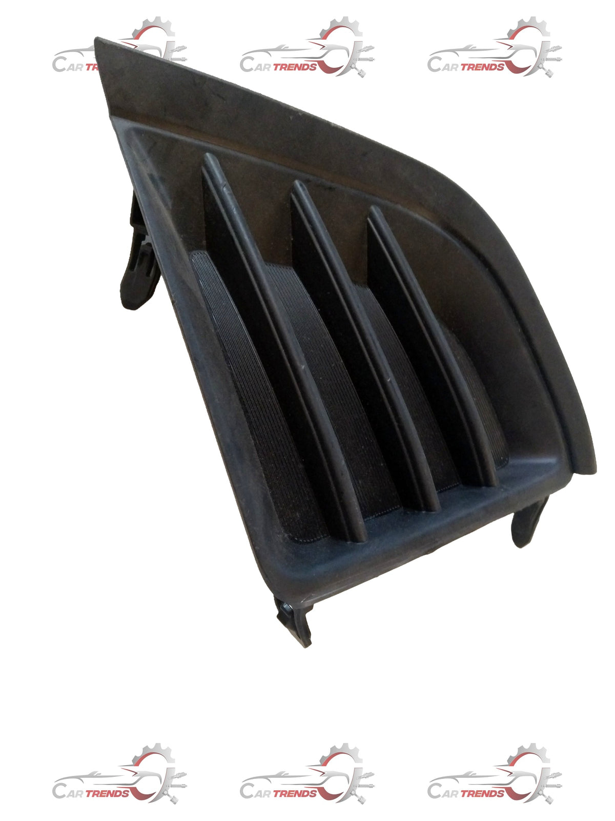 Toyota fog lamp cover for Innova, Fortuner, Glanza, and Hyryder, right side, with a sleek black finish and precise fit.