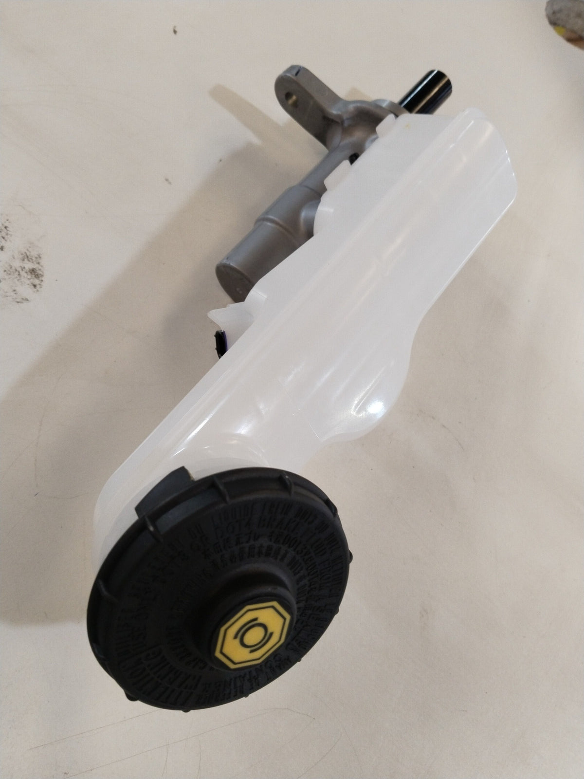 CarTrends MASTER CYLINDER | CIVIC | #46100TG2T51 46100TG2T51 - Left view