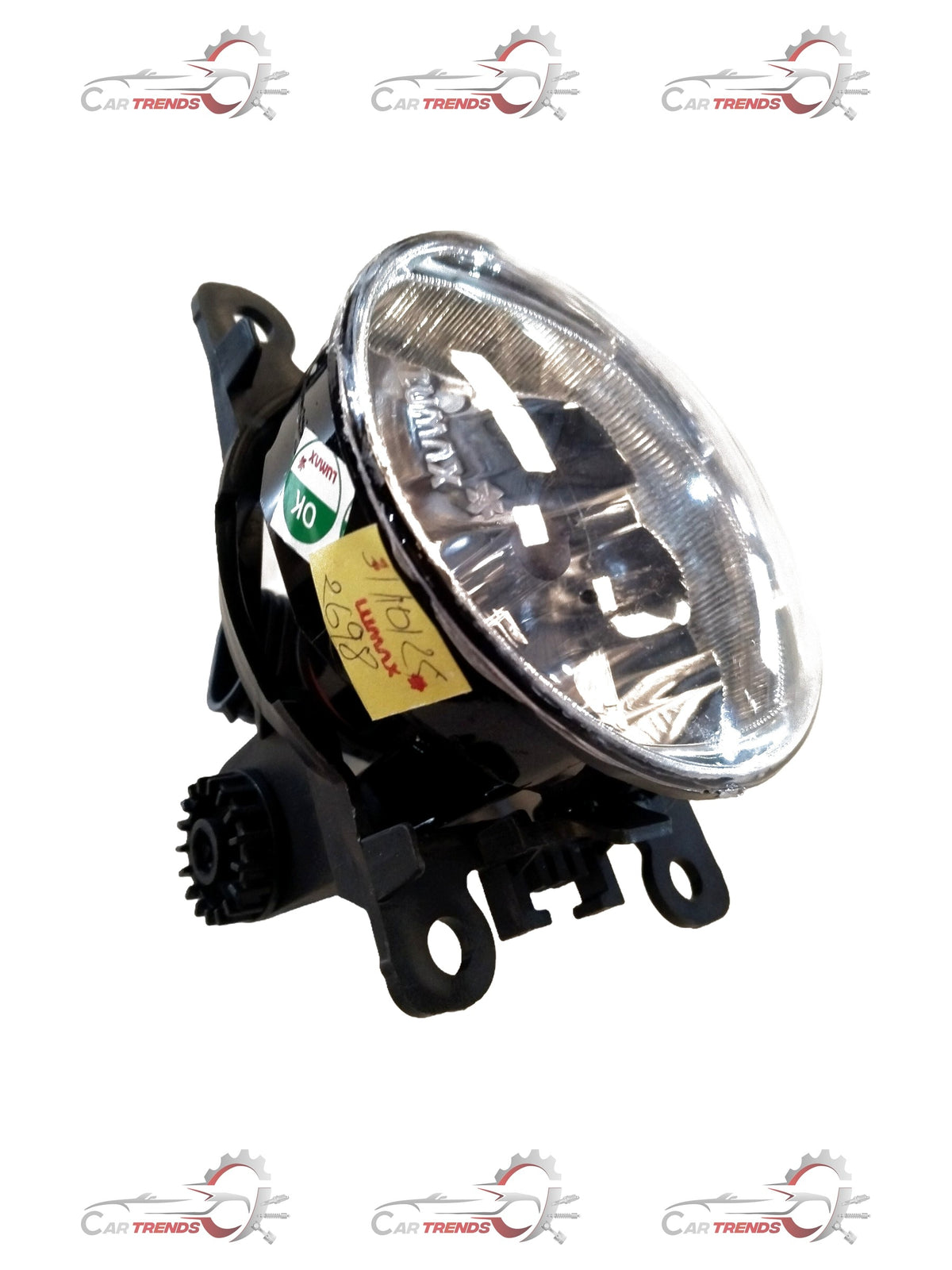 LUMAX FOG LAMP | MARUTI SWIFT | LH | #131FFLSWT18 131FFLSWT18 - Left view