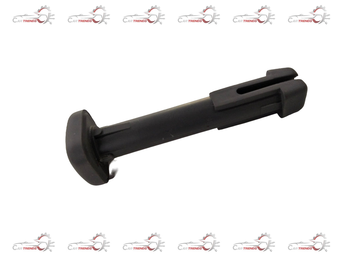 CarTrends expansion valve for Beat, Sail, Cruze, and Aveo, shown in a close-up image highlighting the metal component.