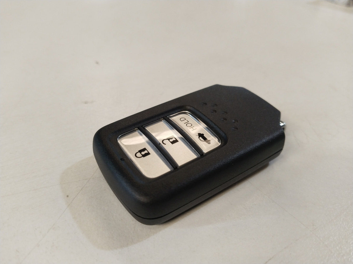 CarTrends FOB ASSEMBLY ENTRY KEY | AMAZE | #38011TSVW01 38011TSVW01 - Left view
