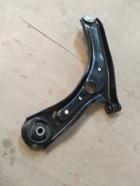 CarTrends Suspension Arm | Right Side | Creta Alcazar | All Variants | #54501AY000 54501AY000 - Left view