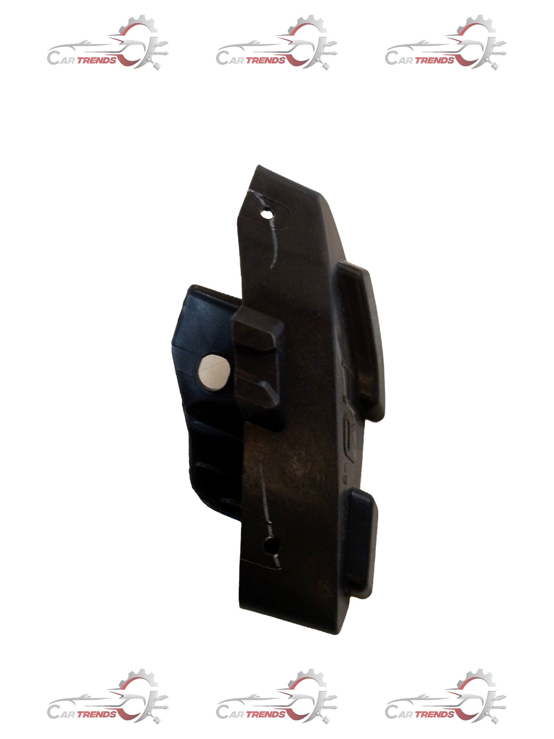Hyundai I20 Active right rear bumper bracket, part number 86656C7000, showing the black metal mounting component.