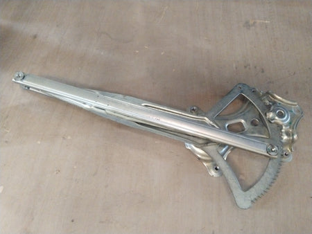 TOYOTA REGULATOR SUB ASSEMBLY | TOYOTA HILUX/FORTUNER | #698010K040 698010K040 - Left view