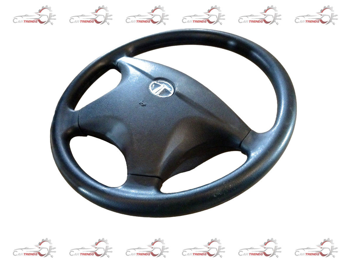 CarTrends brake disc for Suzuki Swift, Baleno, Brezza, and Ertiga, showing a metal disc with vented design and mounting holes.