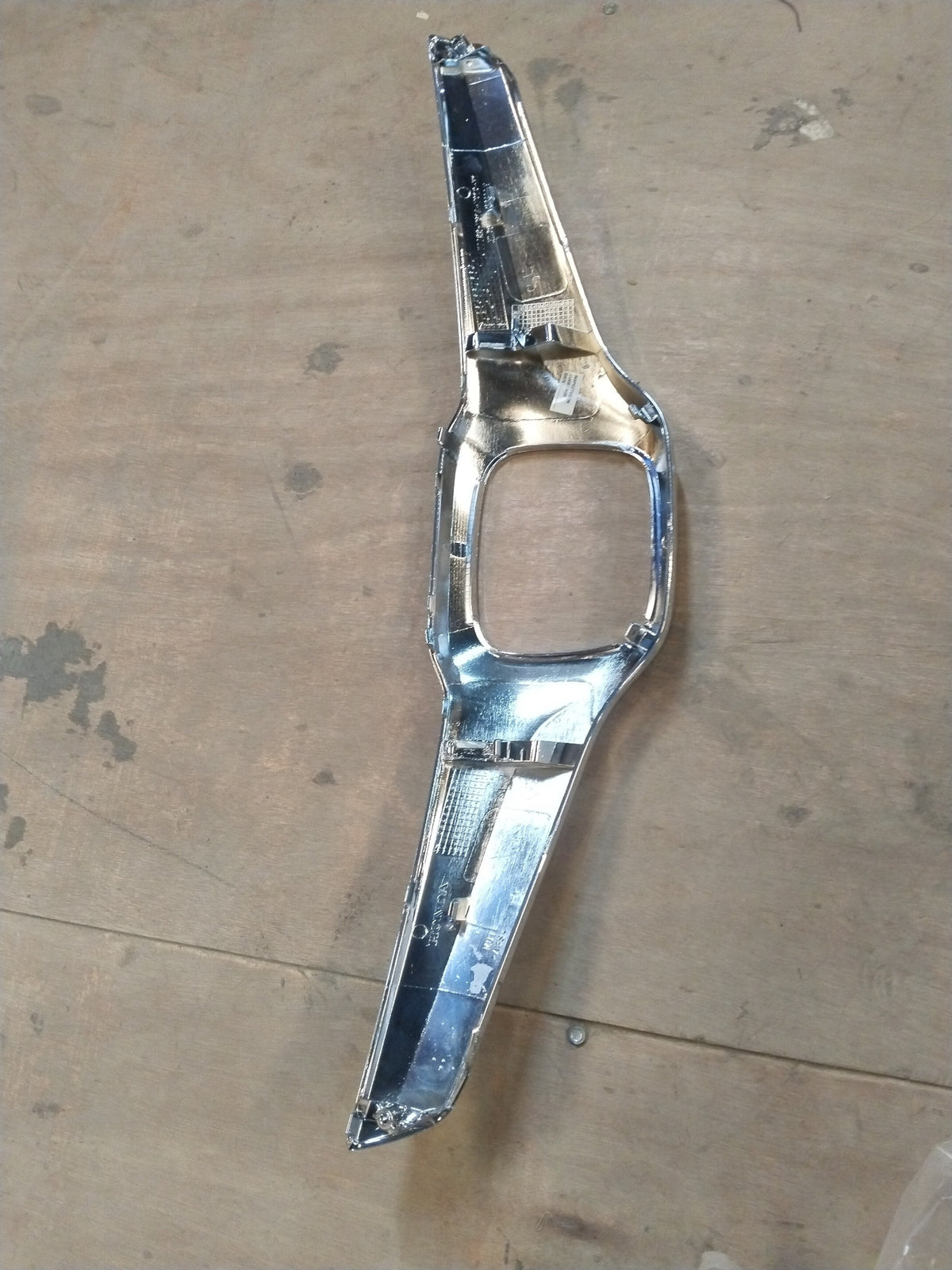 CarTrends GRILLE MOLDING | BRIO | #71122TG2K01 71122TG2K01 - Left view