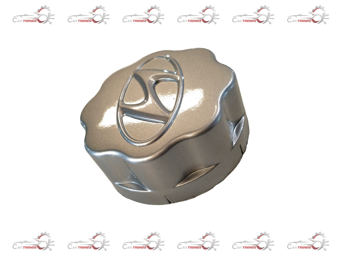 Hyundai wheel cap assembly for Venue, Creta, Verna, and i20 models, featuring a sleek design and durable construction.