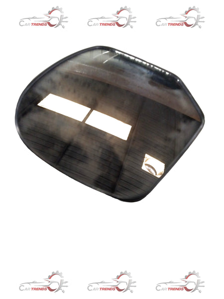 CarTrends Maruti Swift mirror tukdi spare part, close-up view showing the mirror cover and mounting details.