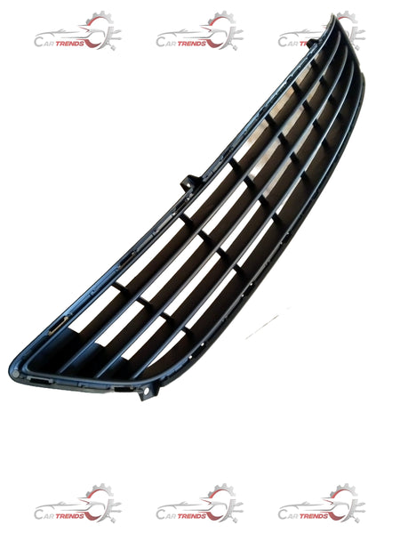 Maruti Suzuki Wagon R radiator grille showing the front view with chrome accents and mounting points for engine cooling.
