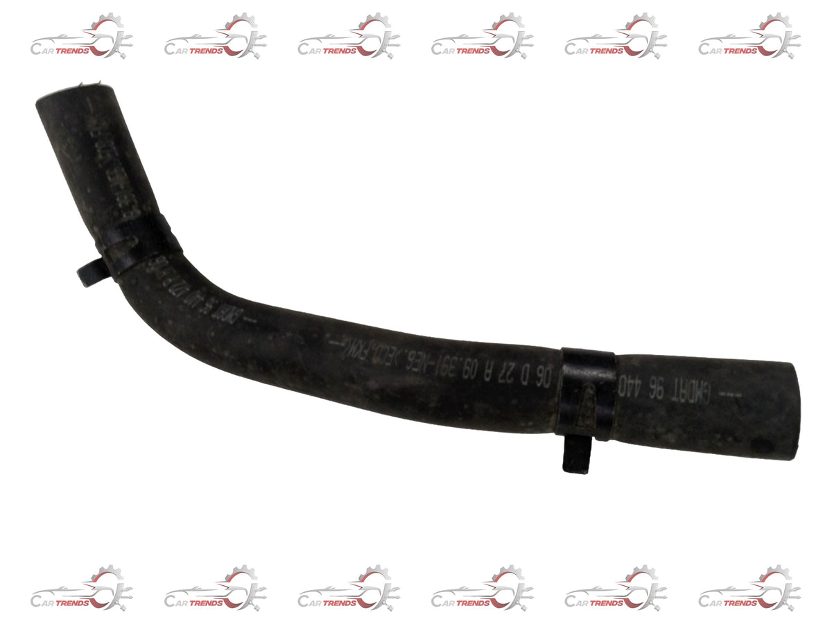 Chevrolet Captiva PVC hose for engine from General Motors, showing a close-up view of the hose connection and engine components.