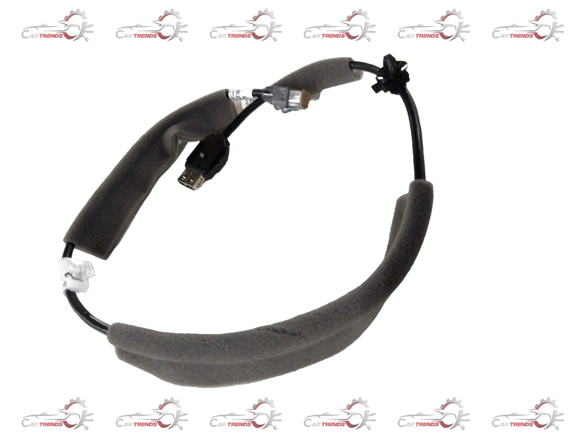 Maruti Suzuki CABLE_USB 39106m65t00 - Left view