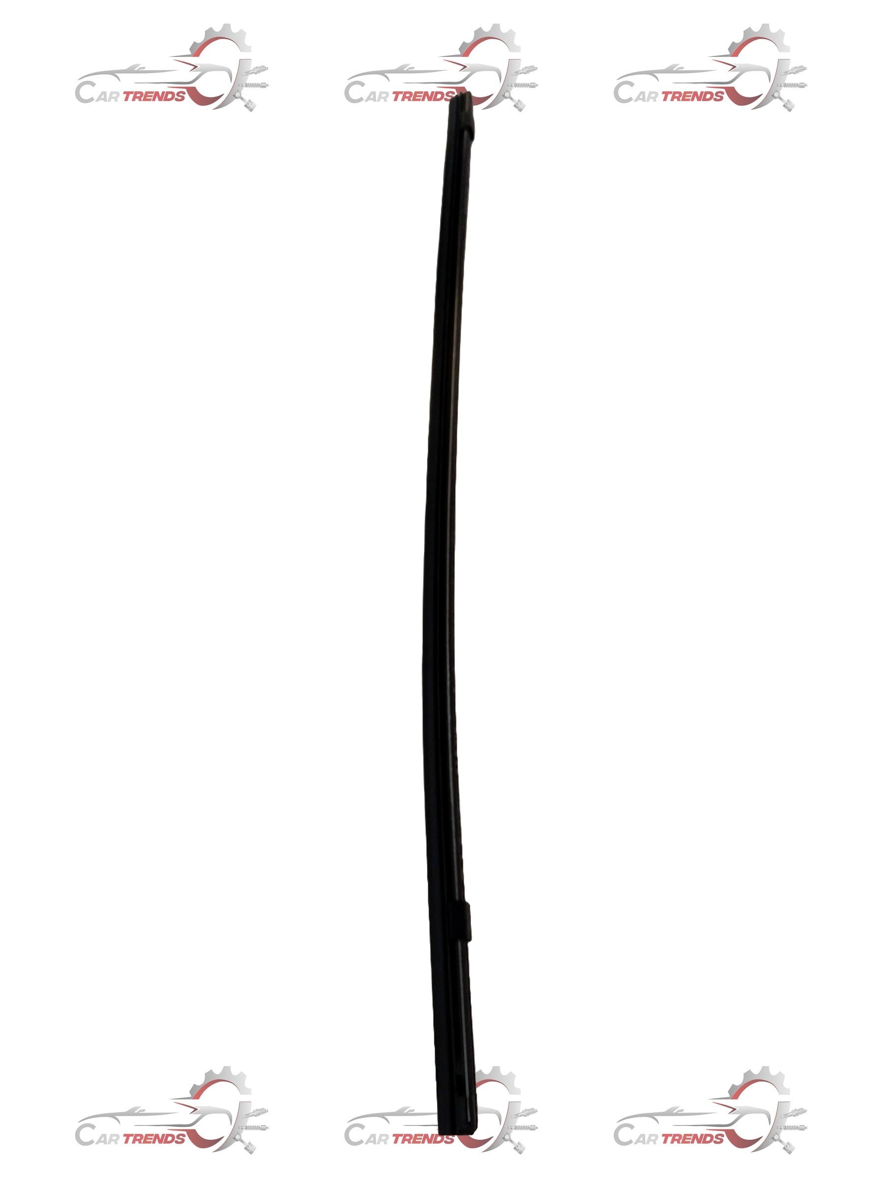 Hyundai rubber assembly wiper blade for I10, I20, Creta, Verna, showing the black rubber blade and metal frame.