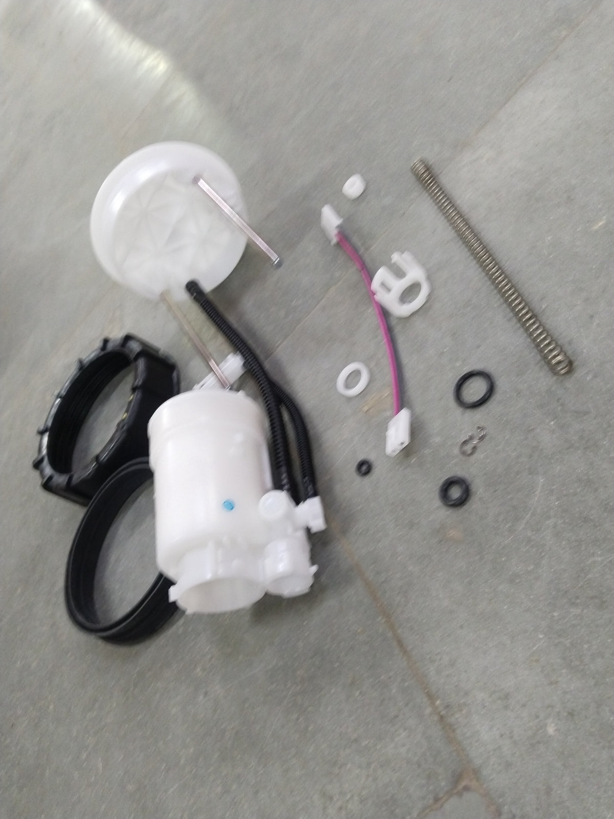 Honda STRAINER SET, FUEL 17048t9at00 - Left view