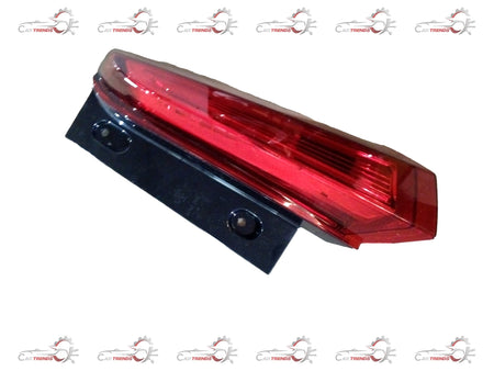 Maruti Suzuki license room lamp for Ertiga 2nd gen, S-Cross, XL6 with 1.5 K15 petrol/CNG engine, shown in the image.