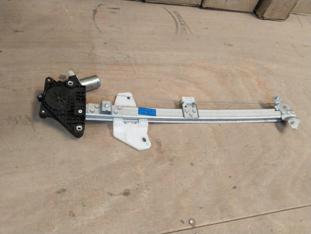 CarTrends REGULATOR ASSEMBLY WINDOW | SWIFT/BALENO/BREZZA/DZIRE | FRONT RH | #83401M82P21 83401M82P21 - Left view