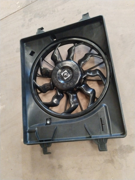 CarTrends fan assembly for Super Carry and Omni, petrol and CNG models, shown with detailed metal blades and mounting points.