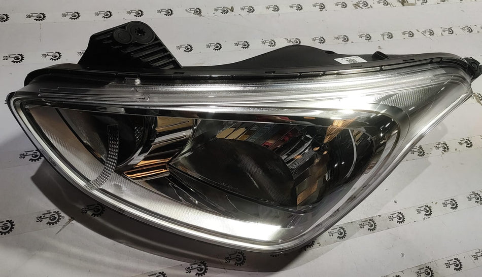 HEAD LAMP LH GRAND & XCENT 92101B4040