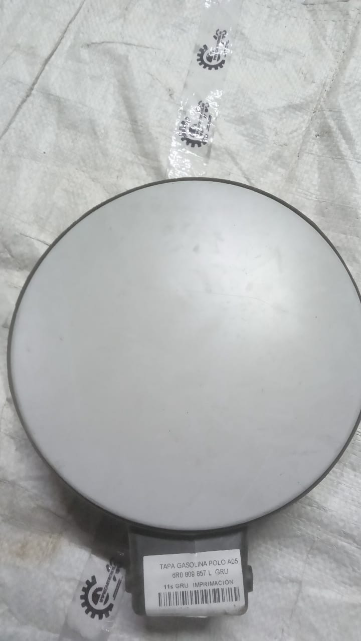 FUELDOOR 6R0809857LGRU