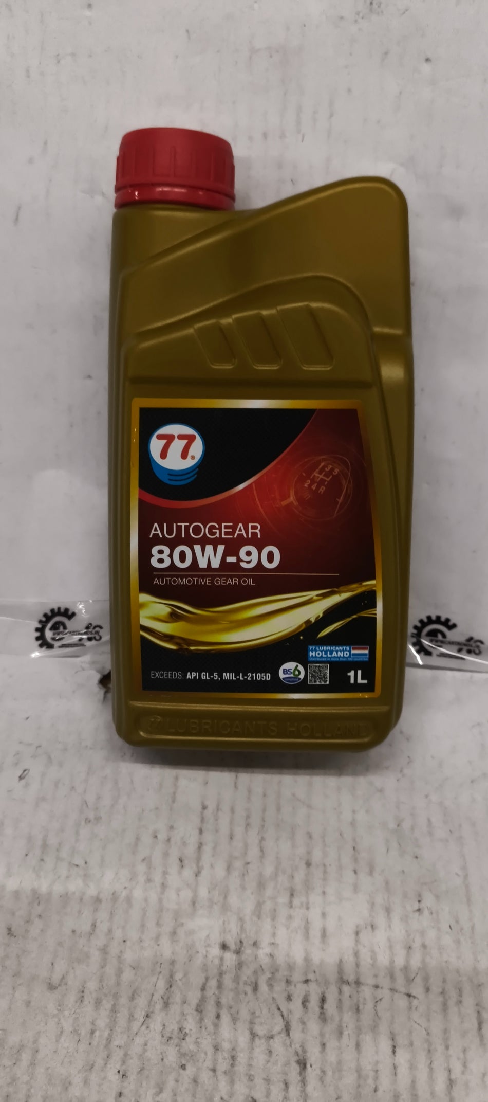 77 Lubricants Gear Guard 80W90 GL-5 gear oil container, 77 LUBRICANTS product for transmission and gearbox lubrication