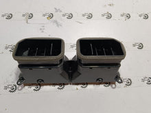 Load image into Gallery viewer, AC VENT KWID CENTER