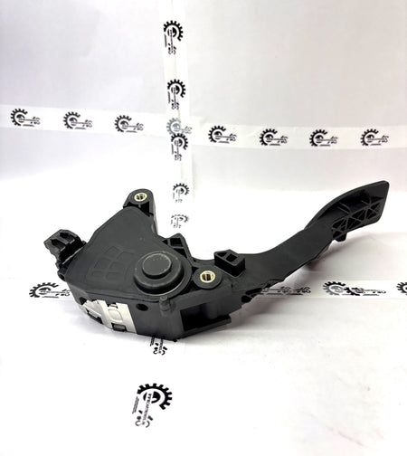 NISSAN Accelerator Lever | Nissan | 180021HM0A 180021HM0A - Left view