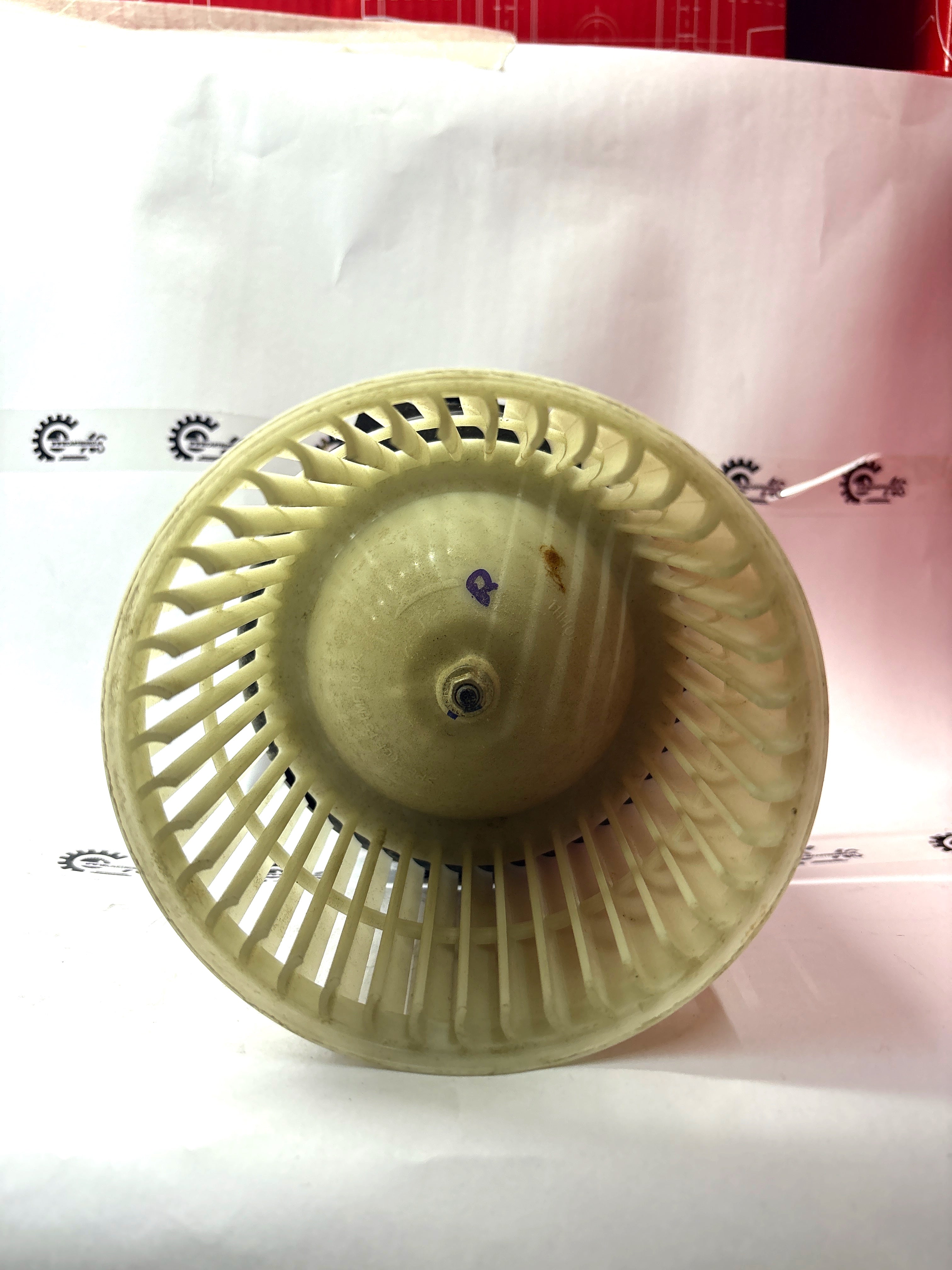 Blower Assembly 272201HH0E - Left view