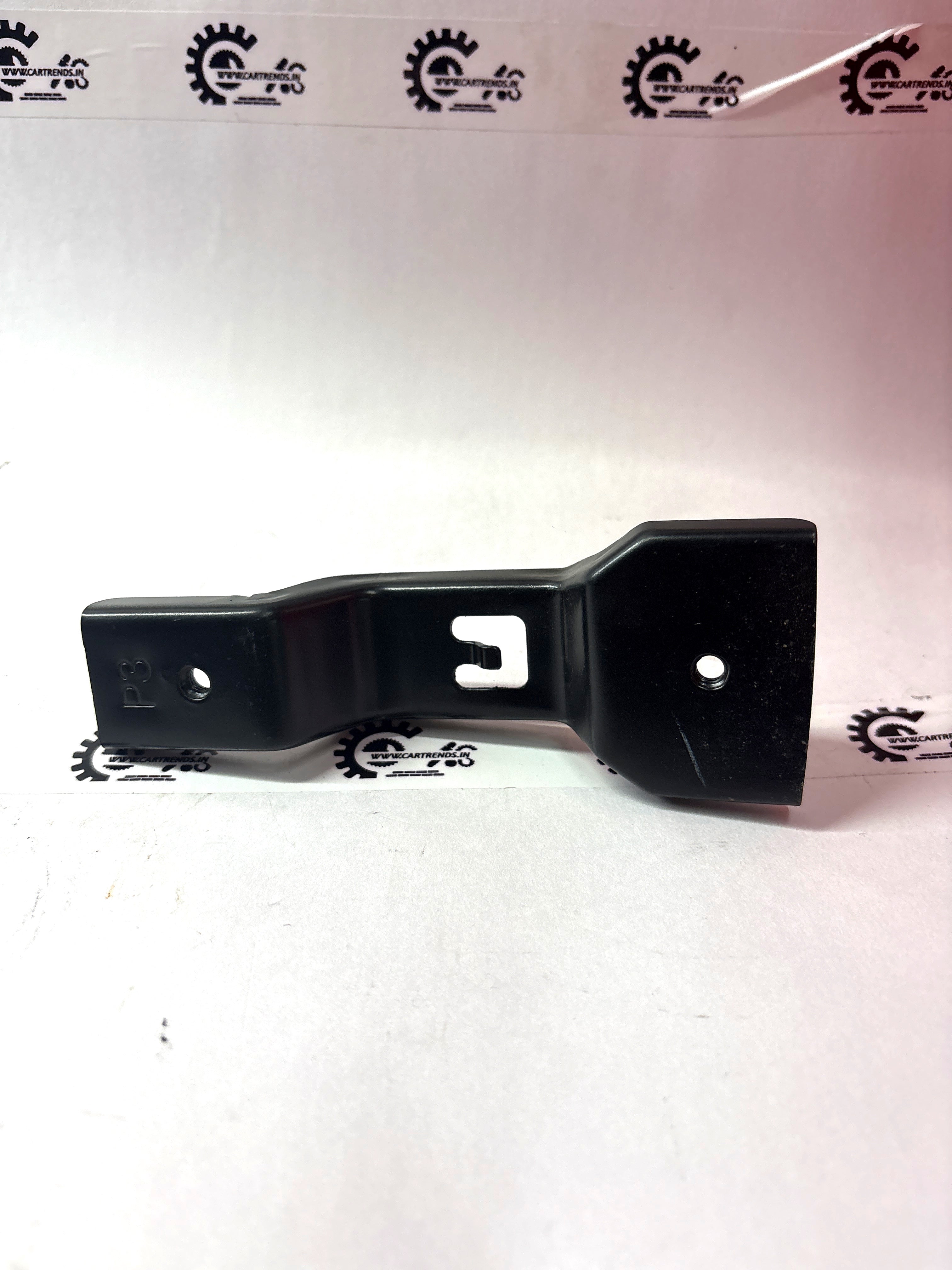 Bracket Bumper 620458HA1B - Left view
