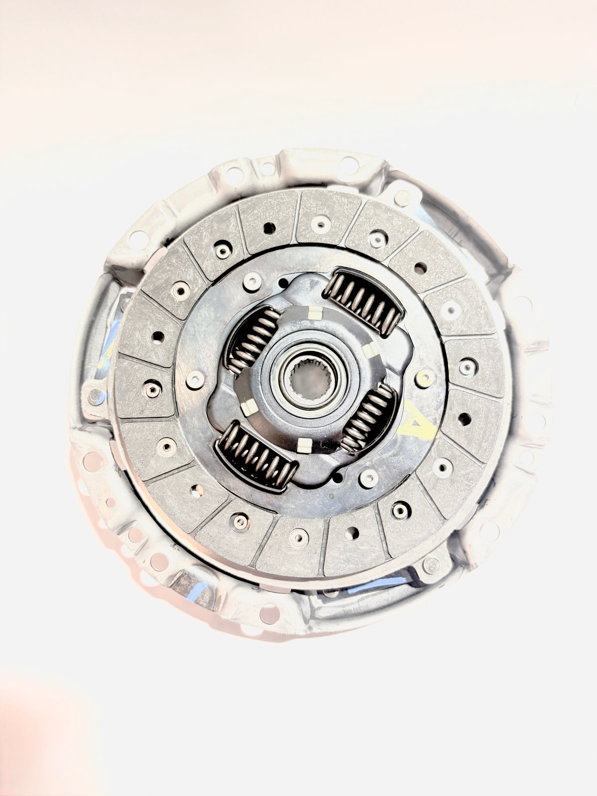 MARUTI SUZUKI 22011m79f41-pressure-plate-clutch-plate-alto-800 22011M79F41 - Front view