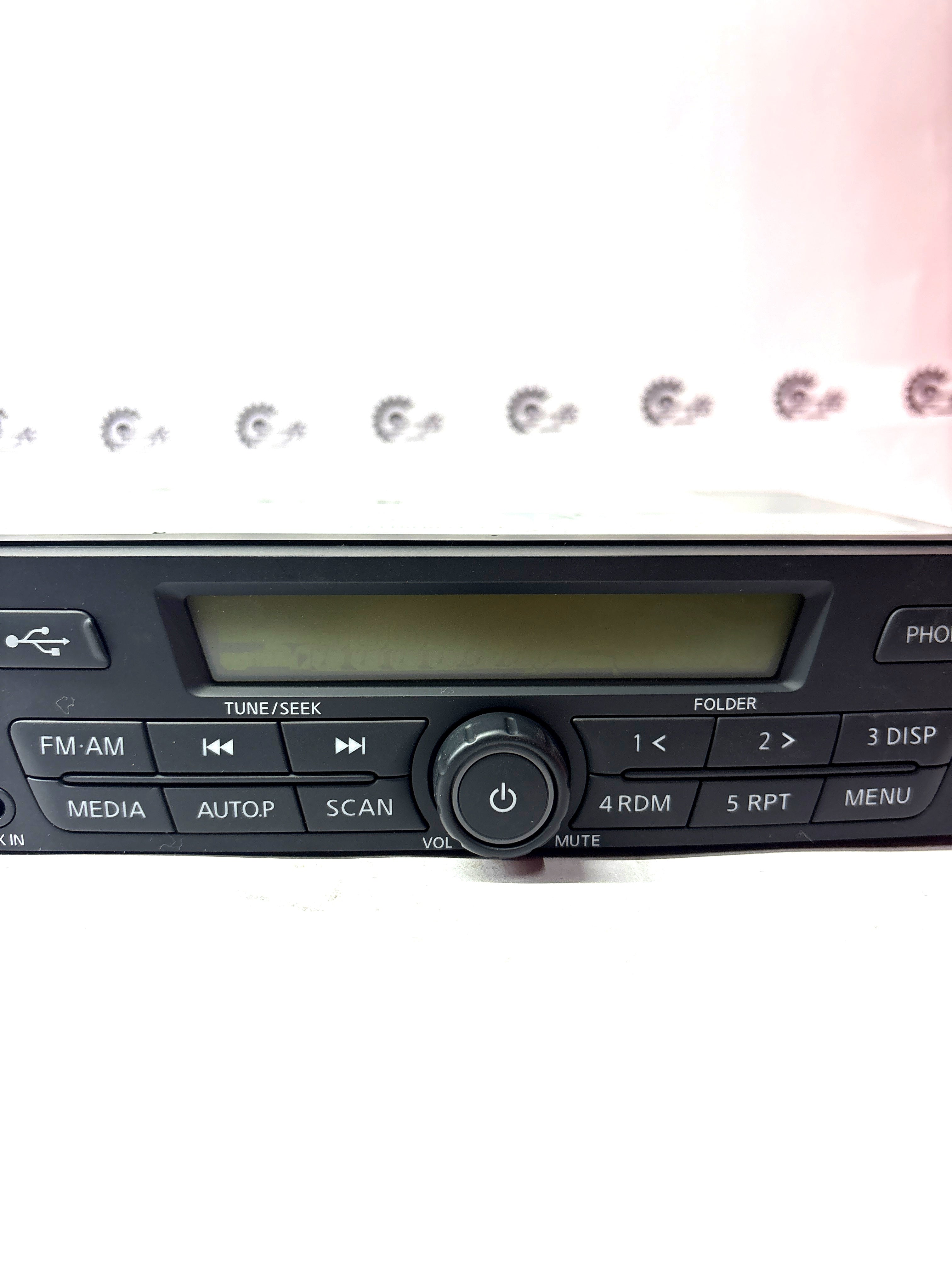 NISSAN Compact Disc Deck | Datsun Go | #281854LA1A 281854LA1A - Left view