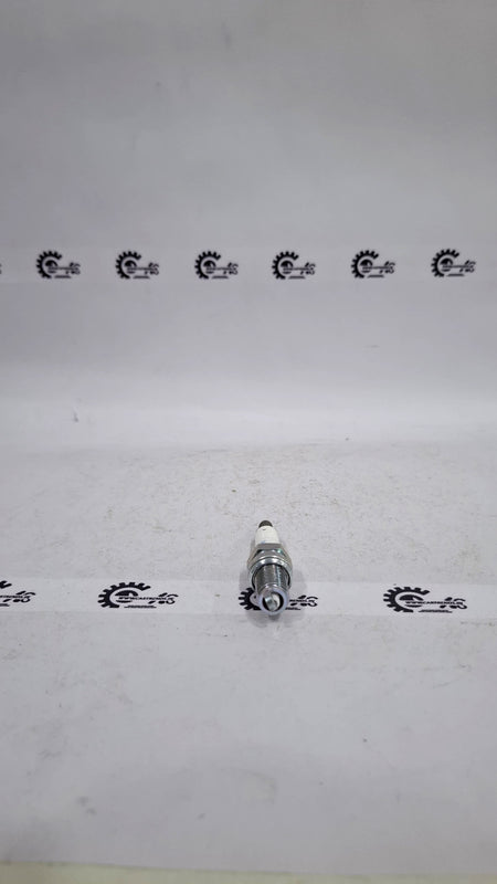 CarTrends Spark Plug Beat Petrol          DCPR7E DCPR7E - Front view