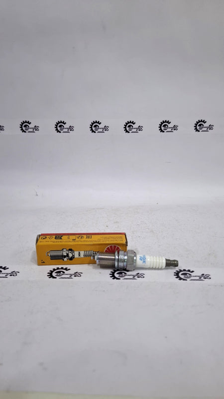 CarTrends Spark Plug Beat Petrol          DCPR7E DCPR7E - Left view