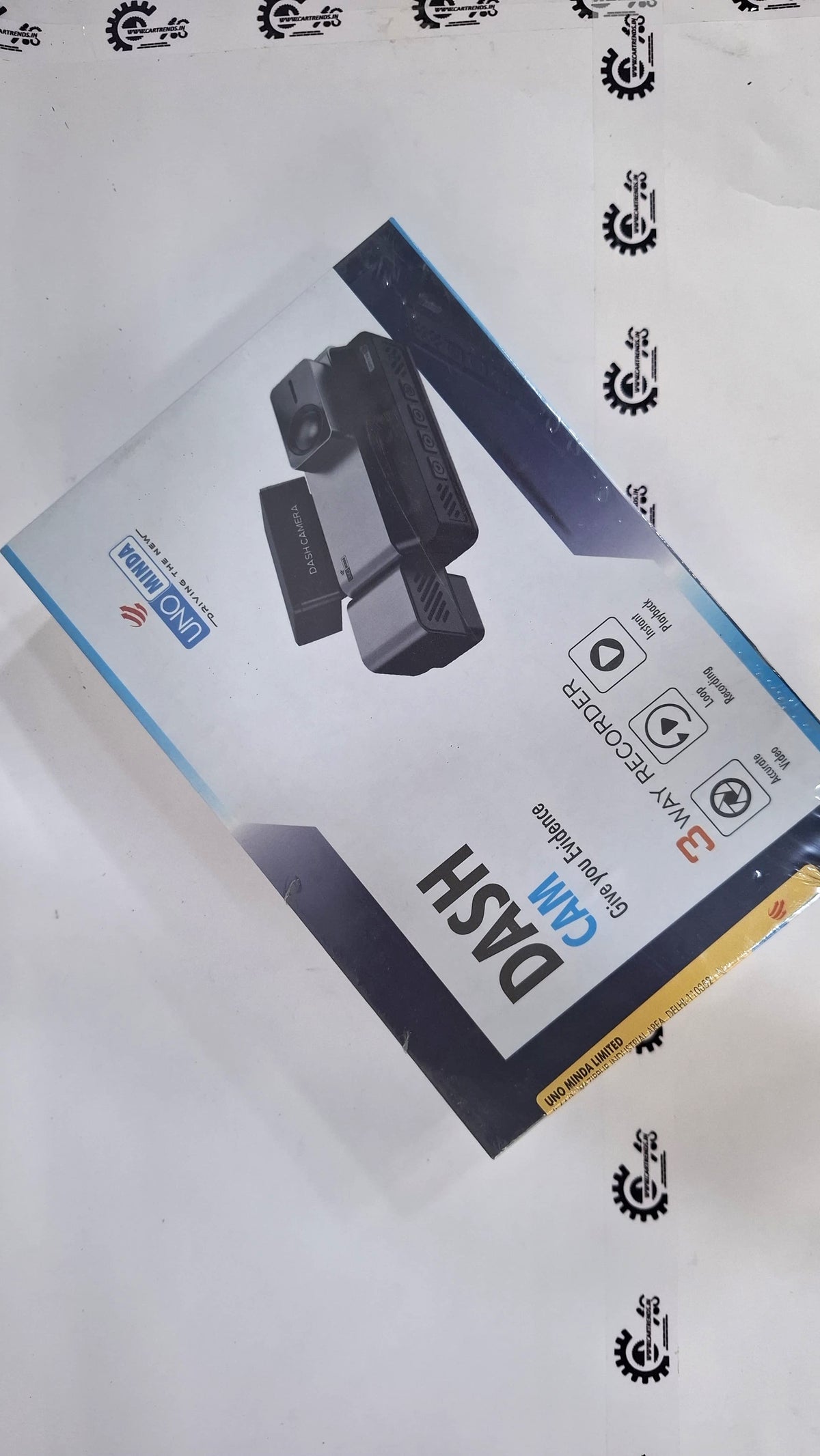 Dash Cam UNODVR2-4K+1K+1K - Left view