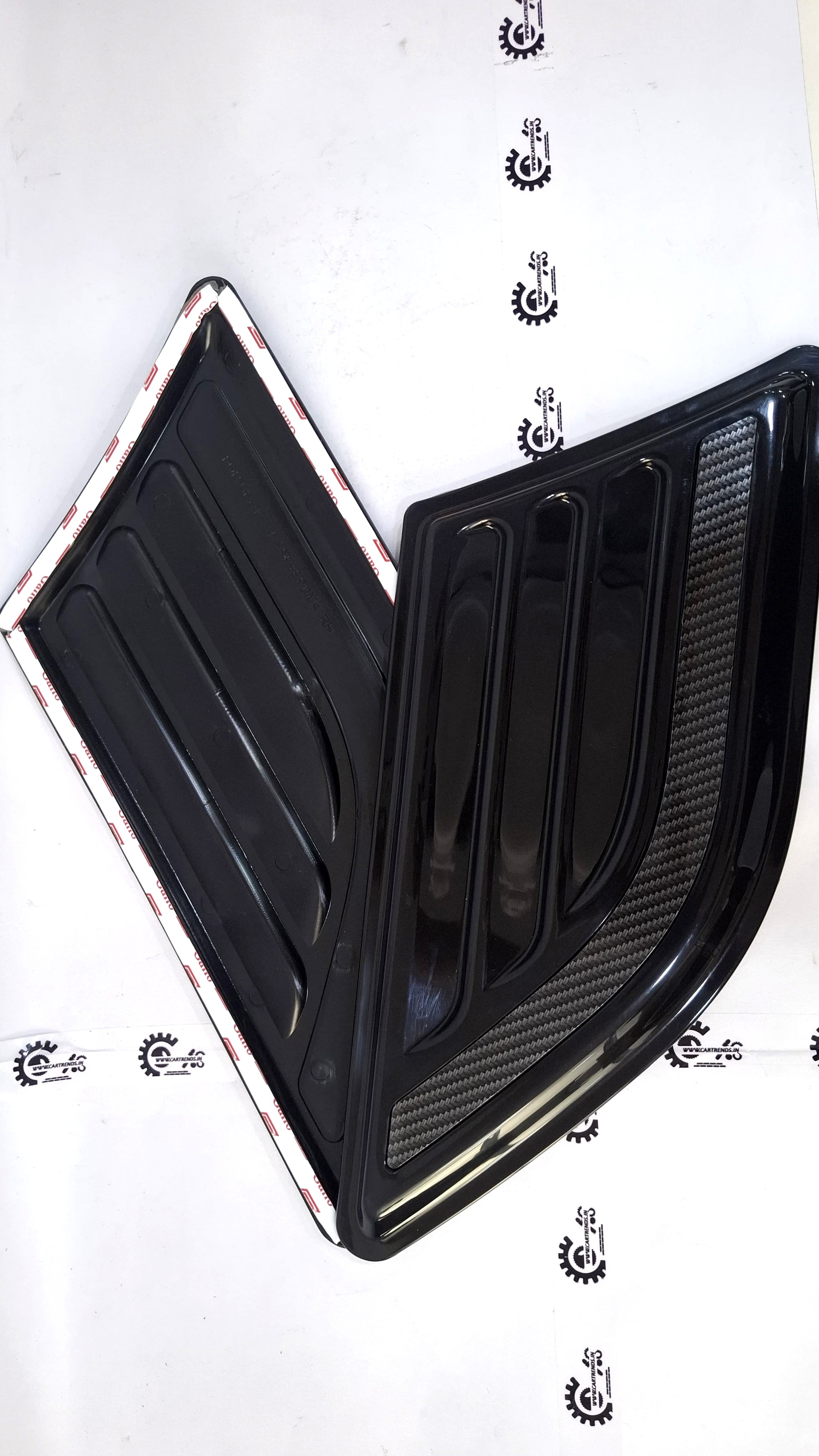 GFI Automotive Upgrades decorative hood scoop GFHS-005 - Right view