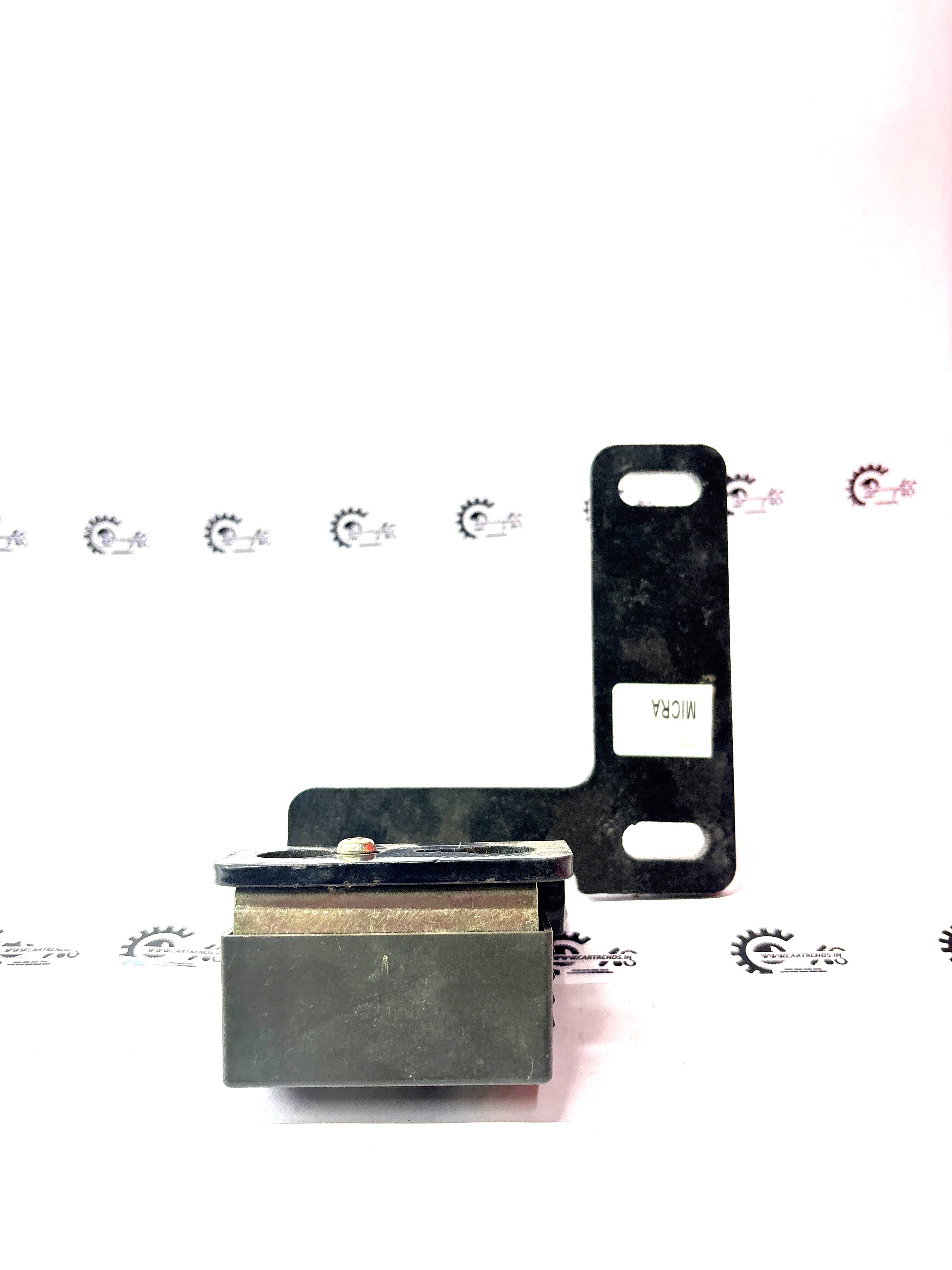 NISSAN Gear Lock | Nissan | #C28658AA00 C28658AA00 - Back view