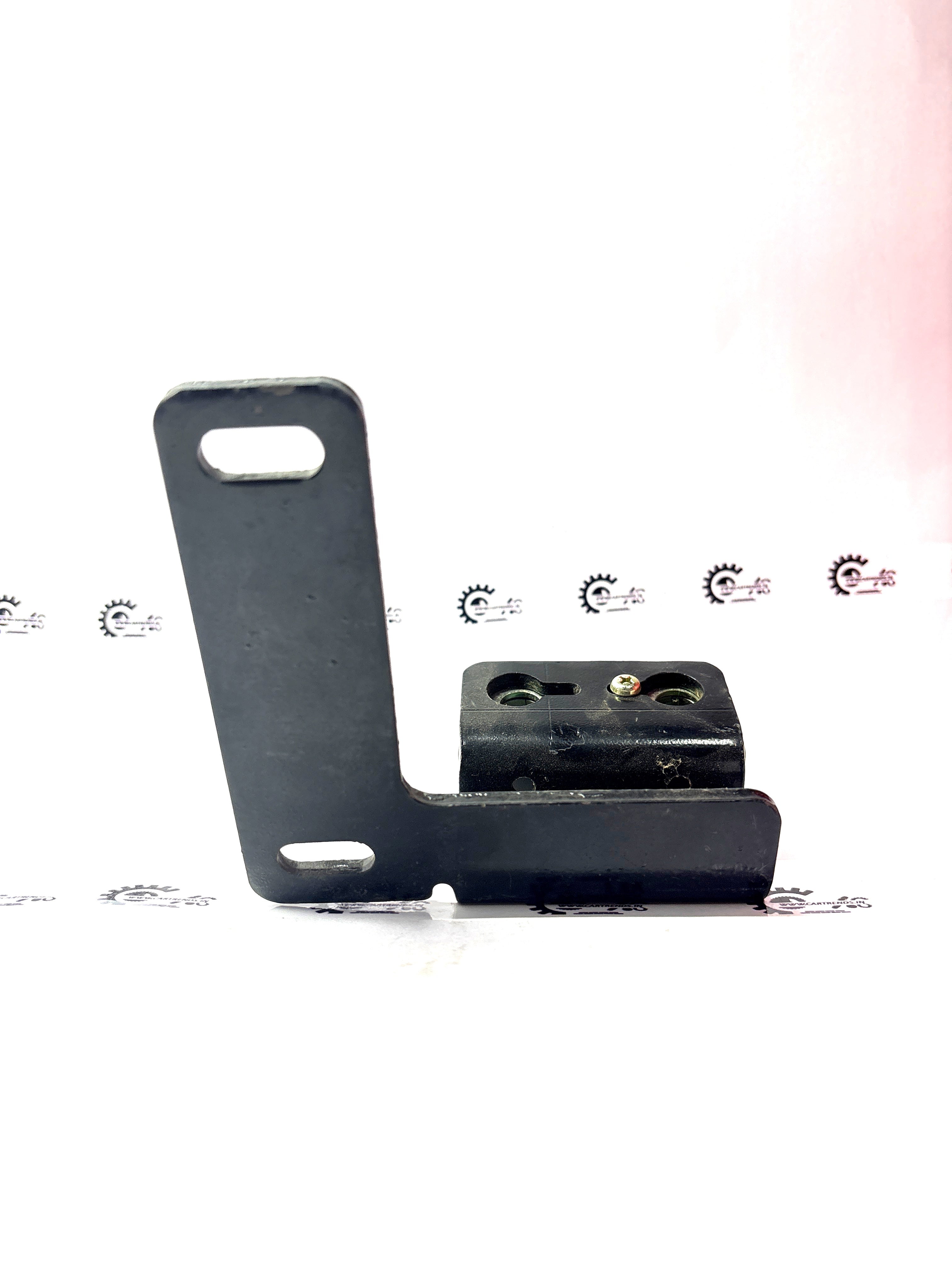 NISSAN Gear Lock | Nissan | #C28658AA00 C28658AA00 - Left view