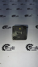 Load image into Gallery viewer, PIVOT A SUPPORT HOOD OPTRA J96165268