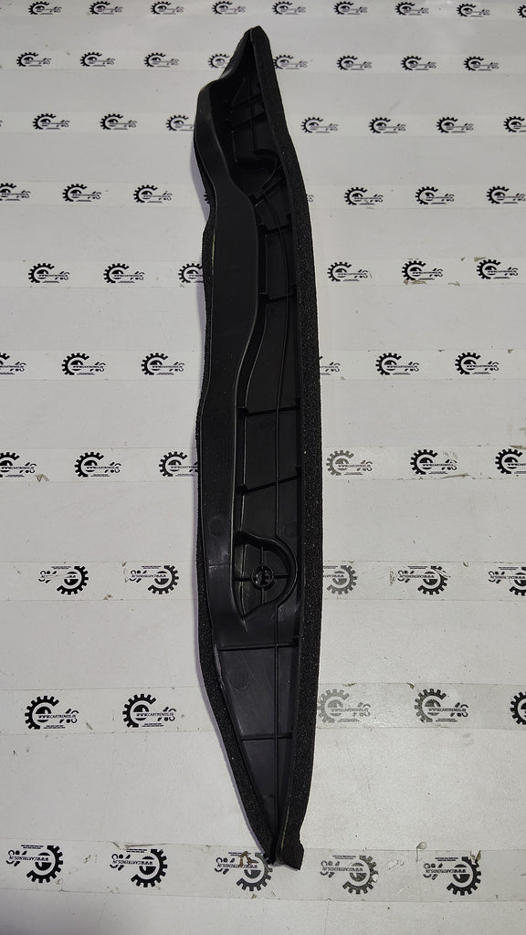 NOISE INSULATOR F FDR BEAT LH J94571376