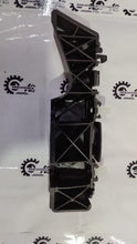 Load image into Gallery viewer, BRACKET FRONT BUMPER MOUNT VERNA FLUIDIC UPPER SIDE  865131V500