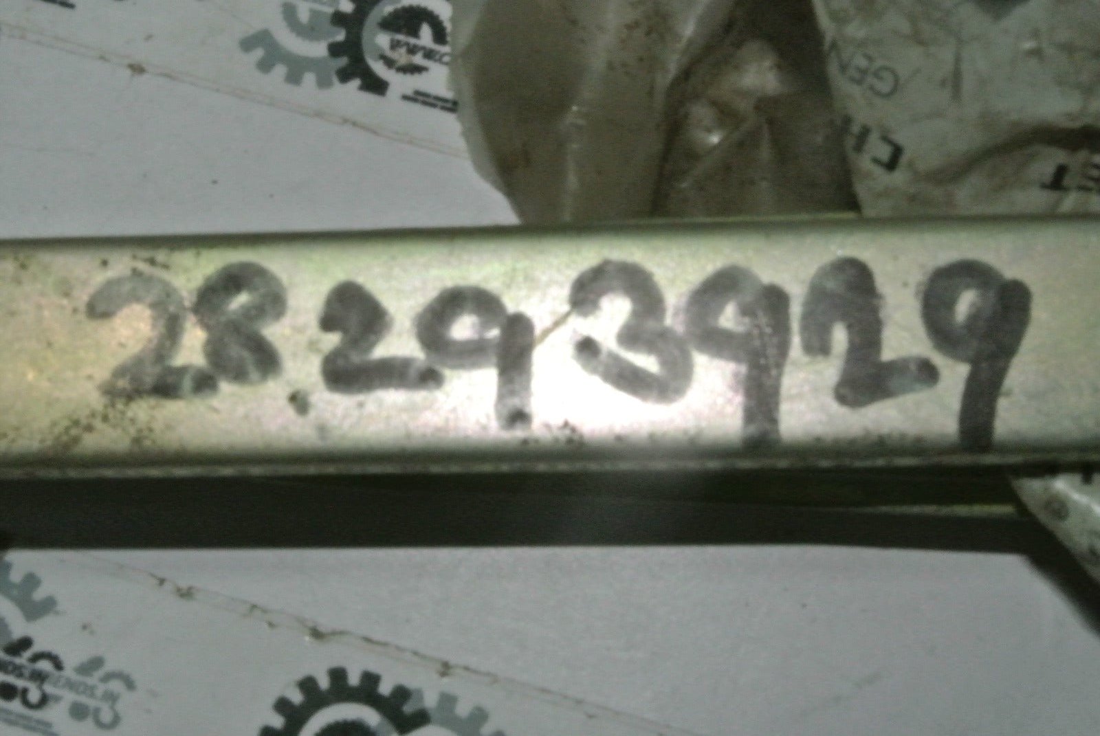 POWER WINDOW MACHINE FRONT TAVERA LH SIDE T28293929 – CarTrends