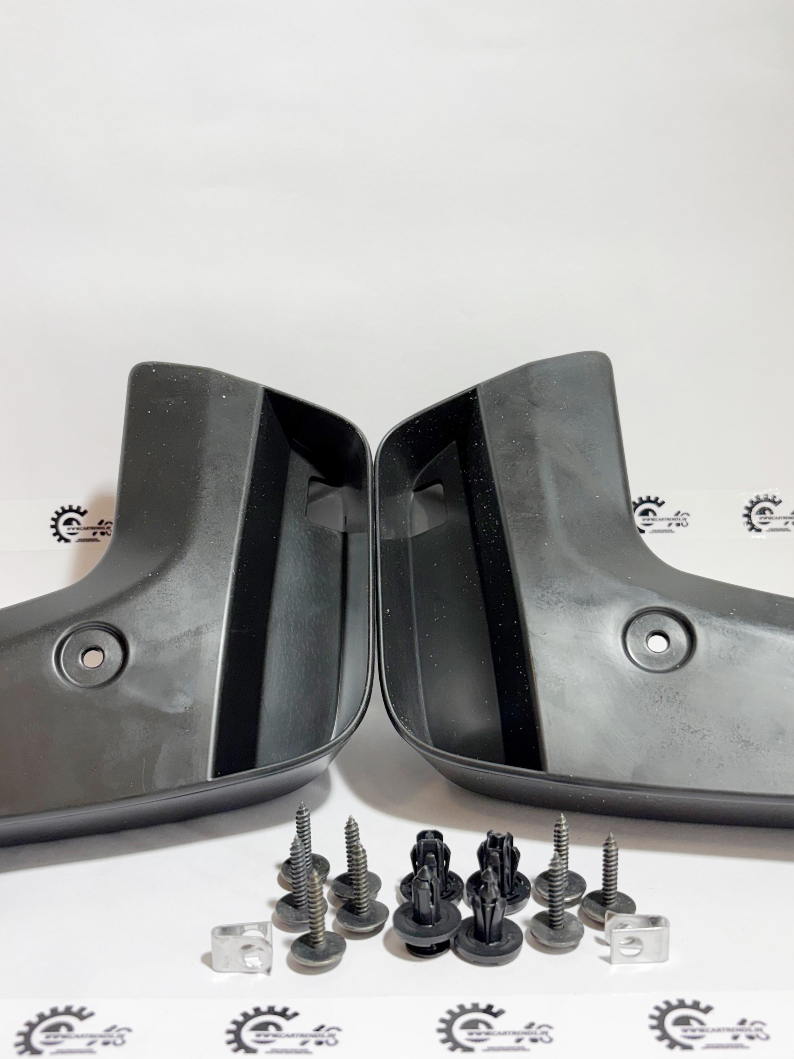 Honda mud guard set featuring left and right mud guards, compatible with Honda vehicles, in black plastic material.