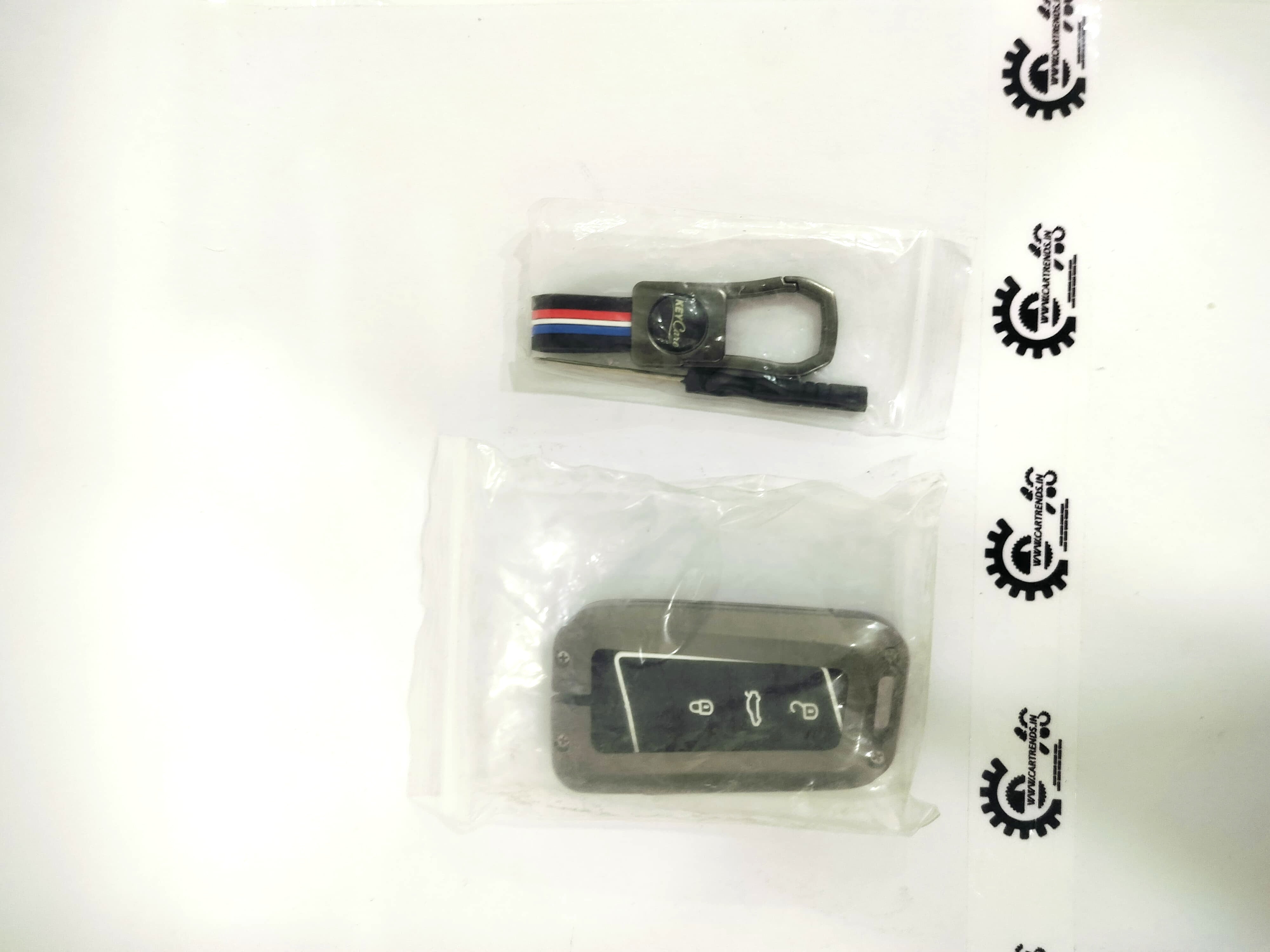 Key Care Cover MT40 - Left view