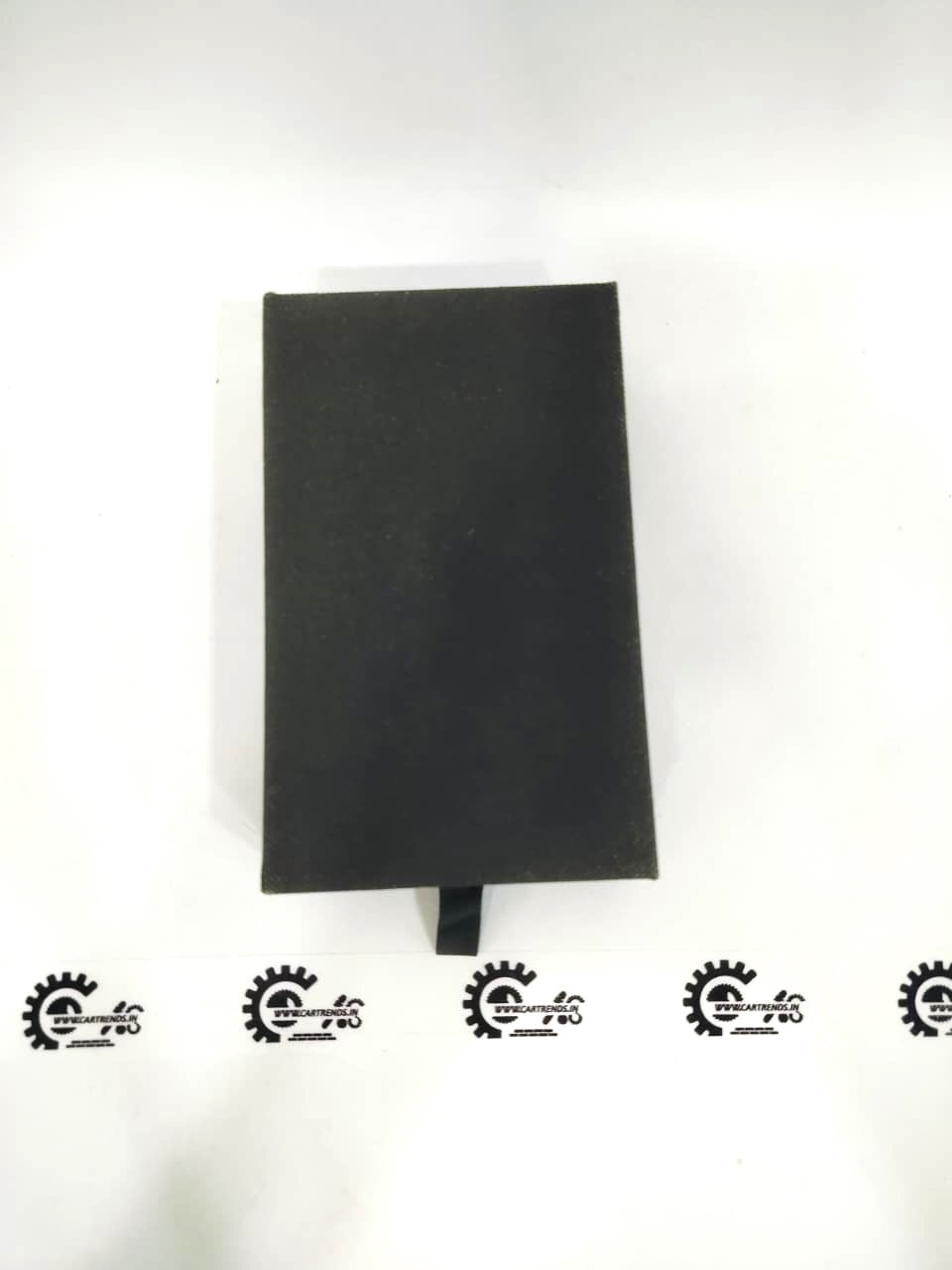 Luxe Series Key (Cover+ Chain) WDL-79 (BLACK) - Left view